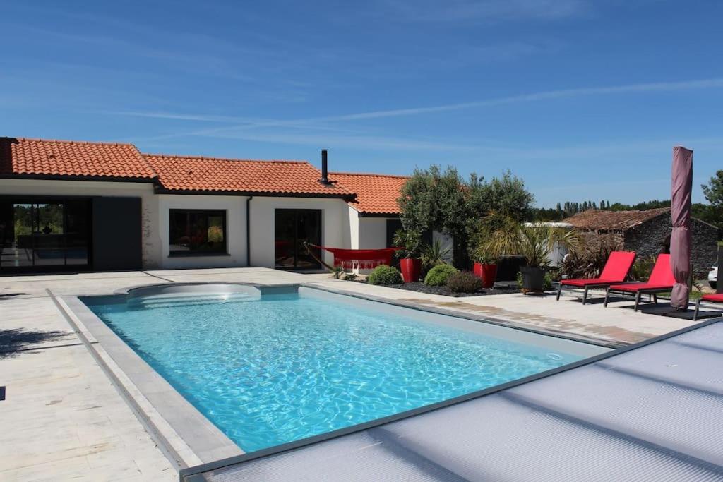 Villa Grand Standing Avec Piscine Proche Nantes La Chapelle-Heulin Exterior photo